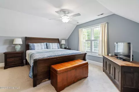 Bedroom - 130 Wild Berry Ln, Hampstead, NC 28443 photo 9 of 10