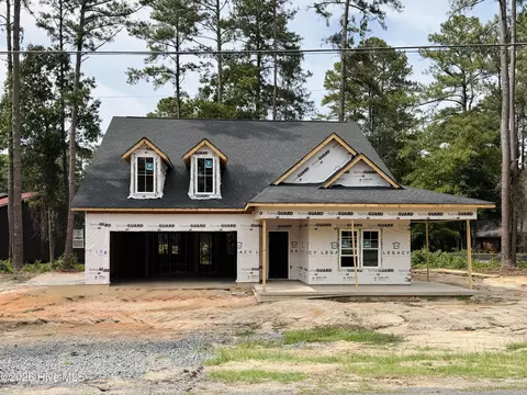 430 Hyland Hills Rd, Southern Pines, NC 28387