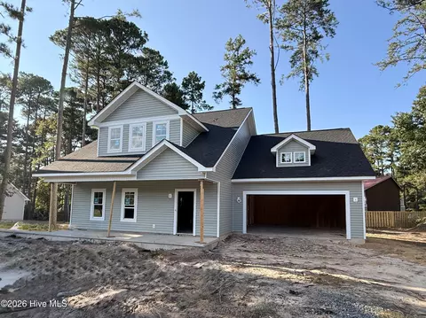 442 Hyland Hills Rd, Southern Pines, NC 28387