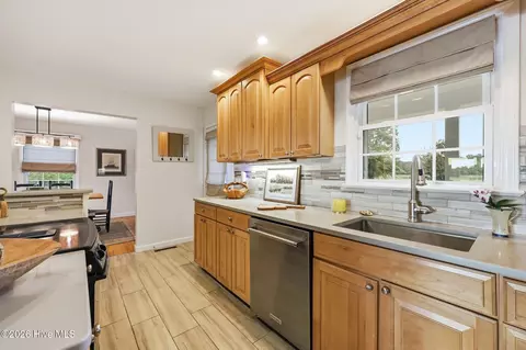 Kitchen - 164 Catnip Point Rd, Bath, NC 27808 photo 3 of 3