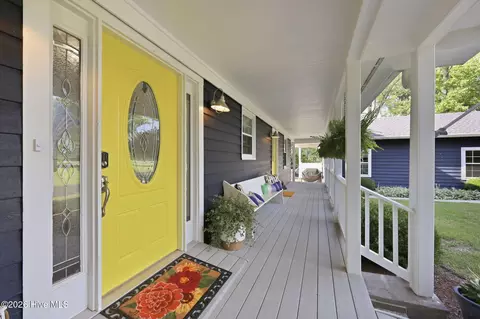 Exterior - 164 Catnip Point Rd, Bath, NC 27808 photo 3 of 18