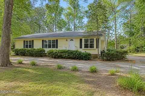 252 Paul Dr, Trenton, NC 28585