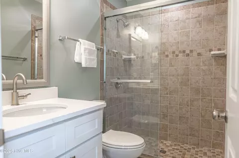 Bath - 925 Morganton Rd #7C, Pinehurst, NC 28374 photo 4 of 5