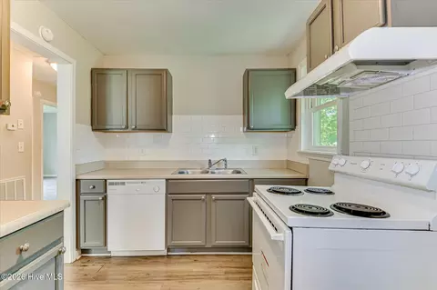 Kitchen - 2002 Shark Dr, Augusta, GA 30906 photo 1 of 5