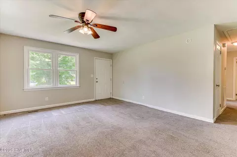 Living - 2002 Shark Dr, Augusta, GA 30906 photo 1 of 5