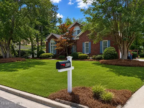 402 Kempton Dr, Greenville, NC 27834