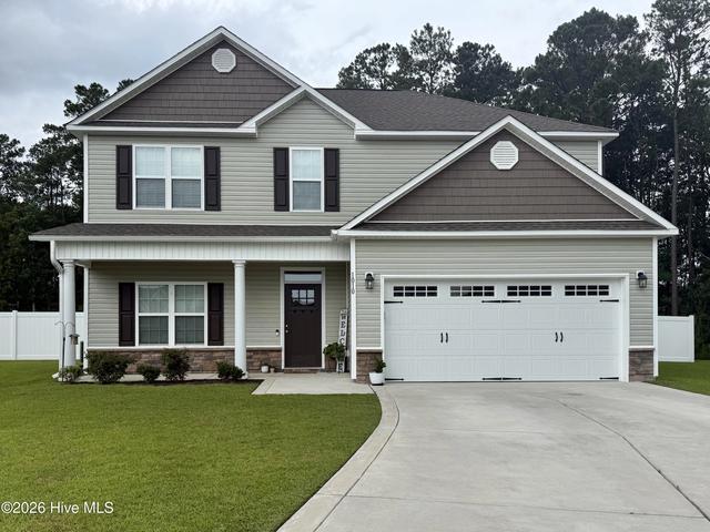 1010 Sailfish St, New Bern, NC 28562