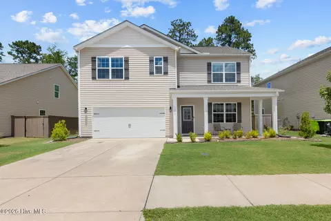 1013 Ella Bengel Dr, New Bern, NC 28562