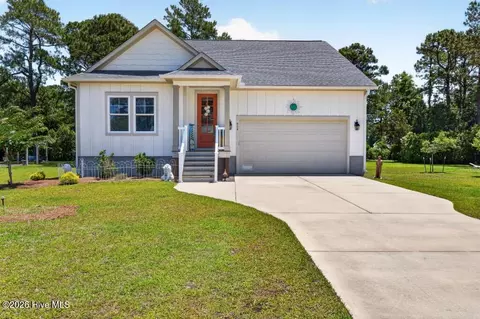904 Sea Holly Ct, New Bern, NC 28560
