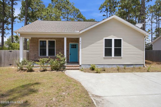 66 N Shelby Rd, Southport, NC 28461