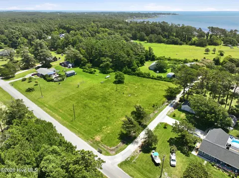 233 Ferry Dock Rd, Gloucester, NC 28528 photo 3