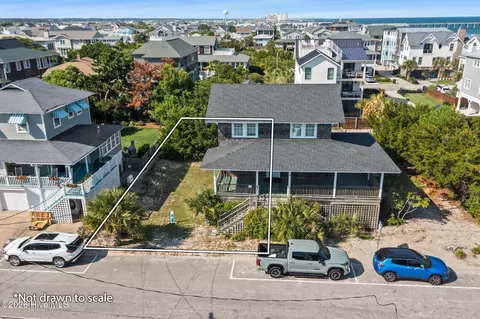 9 E Charlotte St, Wrightsville Beach, NC 28480