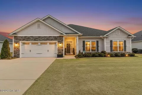 208 Spring Forest Dr, Goldsboro, NC 27534
