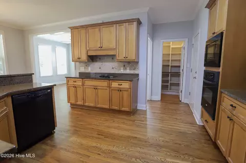 Kitchen - 423 Armstrong Way, Evans, GA 30809 photo 1 of 5