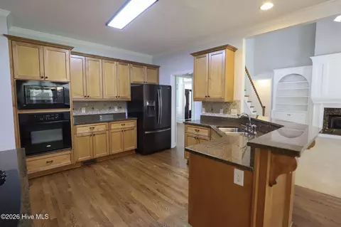 Kitchen - 423 Armstrong Way, Evans, GA 30809 photo 2 of 4