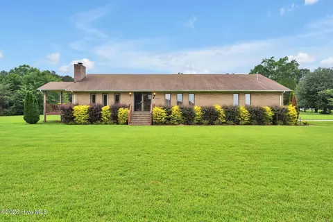 12285 Us Highway 421, Burgaw, NC 28425