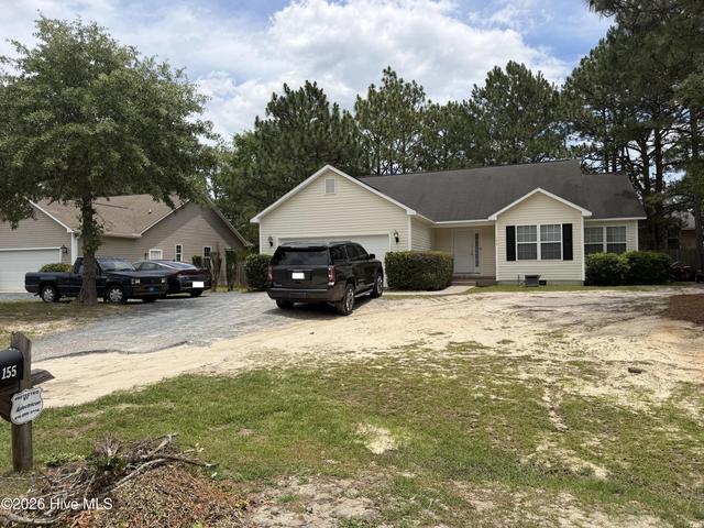 155 Pecan Ln, Aberdeen, NC 28315
