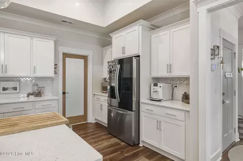 Kitchen - 699 Crown Pointe Dr, Hampstead, NC 28443 photo 3 of 3