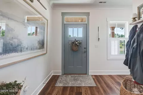 Entry Way - 699 Crown Pointe Dr, Hampstead, NC 28443 photo 1 of 4