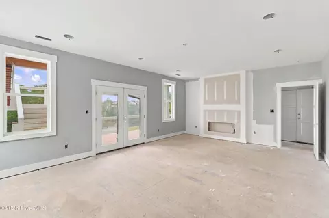 Living - 136 Singleton St, Sneads Ferry, NC 28460 photo 2 of 2