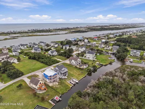 View/Area - 136 Singleton St, Sneads Ferry, NC 28460 photo 1 of 5