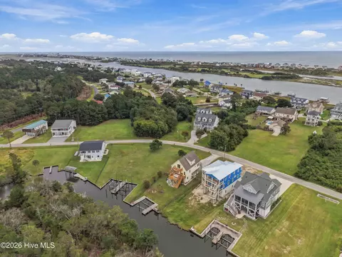 View/Area - 136 Singleton St, Sneads Ferry, NC 28460 photo 4 of 5