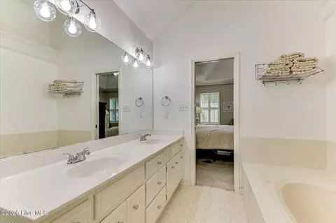 Bath - 4613 Millhaven Rd, Martinez, GA 30907 photo 5 of 6