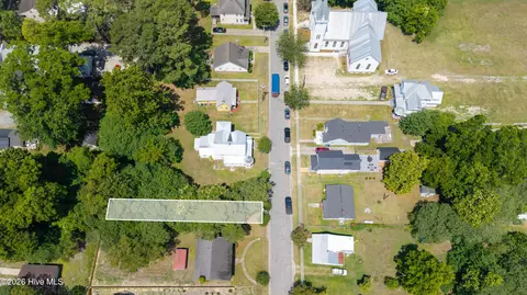 120 E Gale St, Edenton, NC 27932