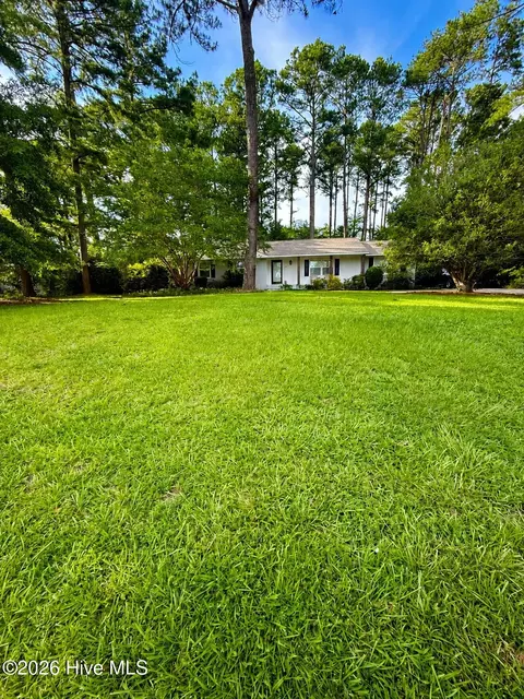 223 S Lake Dr, Thomson, GA 30824