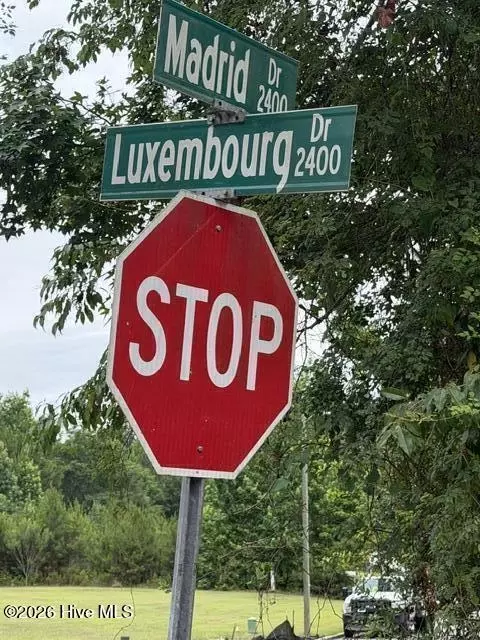2430 Luxembourg Dr, Augusta, GA 30906 photo 2