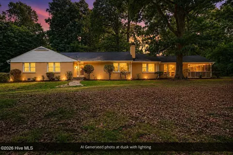 3142 Jones Dr, Mebane, NC 27302