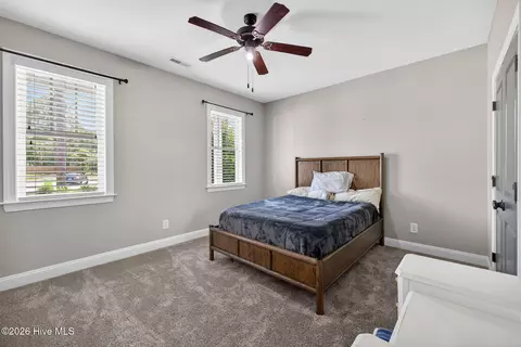 Bedroom - 54 Stonegate Cir, Hampstead, NC 28443 photo 4 of 5