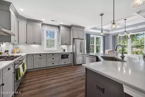 Kitchen - 54 Stonegate Cir, Hampstead, NC 28443 photo 1 of 2