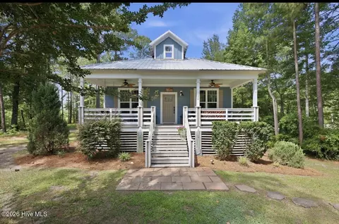 1044 Mill Creek Dr, Minnesott Beach, NC 28510