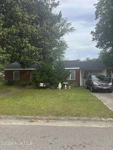 2614 Jefferson Dr, Greenville, NC 27858
