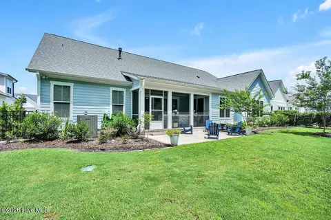Exterior - 126 Jackline Dr, Hampstead, NC 28443 photo 7 of 9