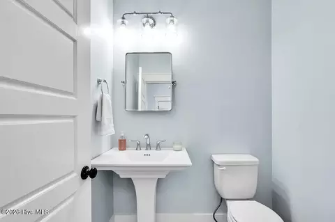 Bath - 126 Jackline Dr, Hampstead, NC 28443 photo 1 of 8