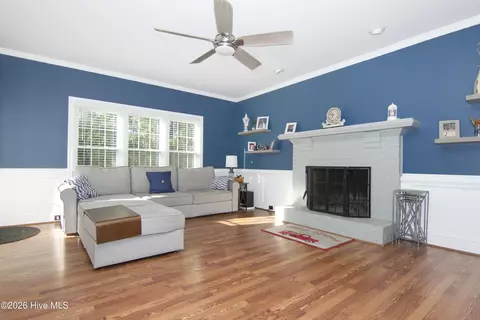 Living - 648 Fieldstone Way, Evans, GA 30809 photo 1 of 1