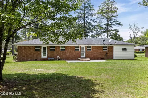 Exterior - 410 Johns Rd, Thomson, GA 30824 photo 3 of 6