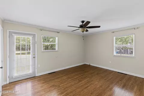 Living - 410 Johns Rd, Thomson, GA 30824 photo 5 of 5