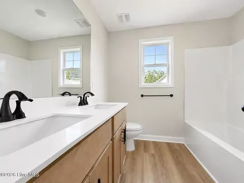 Bath - 261 Yardley Dr, Smithfield, NC 27577 photo 4 of 4