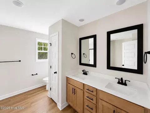 Bath - 261 Yardley Dr, Smithfield, NC 27577 photo 2 of 4