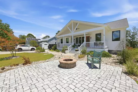 1106 Link Ln, Oriental, NC 28571