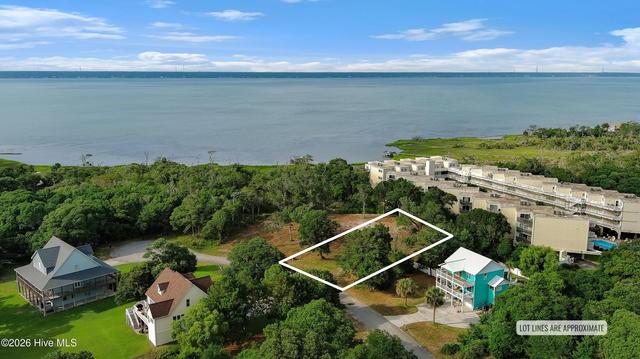 110 Sandpiper Ln, Indian Beach, NC 28512