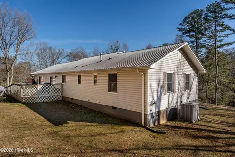 Exterior - 267 Farner Rd, Farner, TN 37333 photo 9 of 10