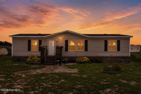 109 Dogwood Cir, Warsaw, NC 28398