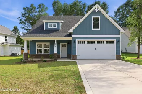 224 Telluride Ct, Aberdeen, NC 28315