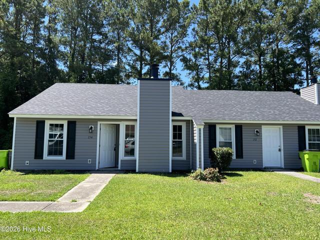 152 Twin Wood Dr, Havelock, NC 28532