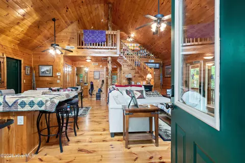 Entry Way - 310 Ringtail Run, Murphy, NC 28906 photo 1 of 7