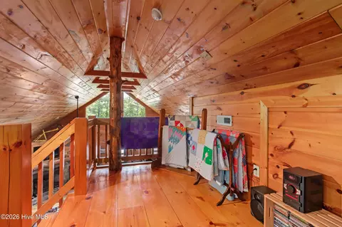 Entry Way - 310 Ringtail Run, Murphy, NC 28906 photo 7 of 7